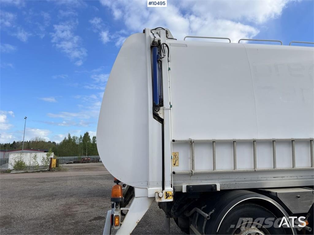 Scania P320 Garbage Truck with Side Loader Camiones de basura