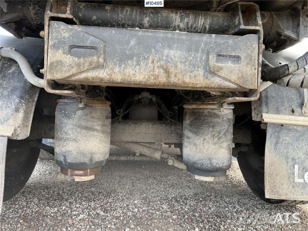 Scania P320 Garbage Truck with Side Loader Camiones de basura