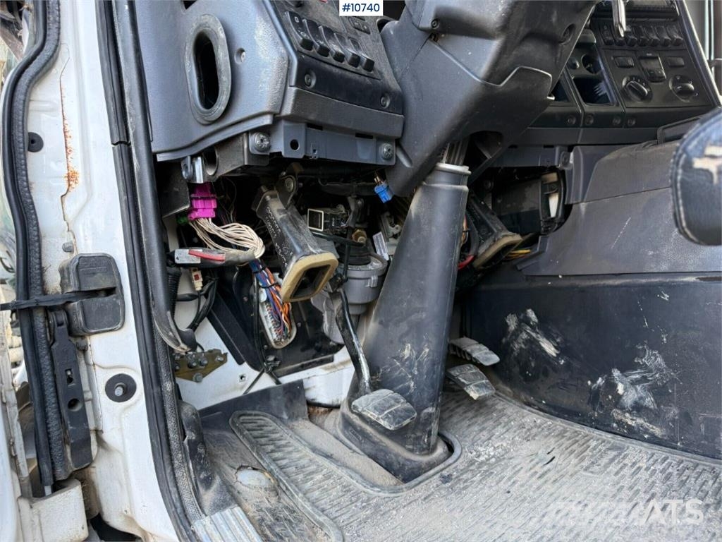 Scania P380 6x2 Concrete Pump مضخات خرسانة
