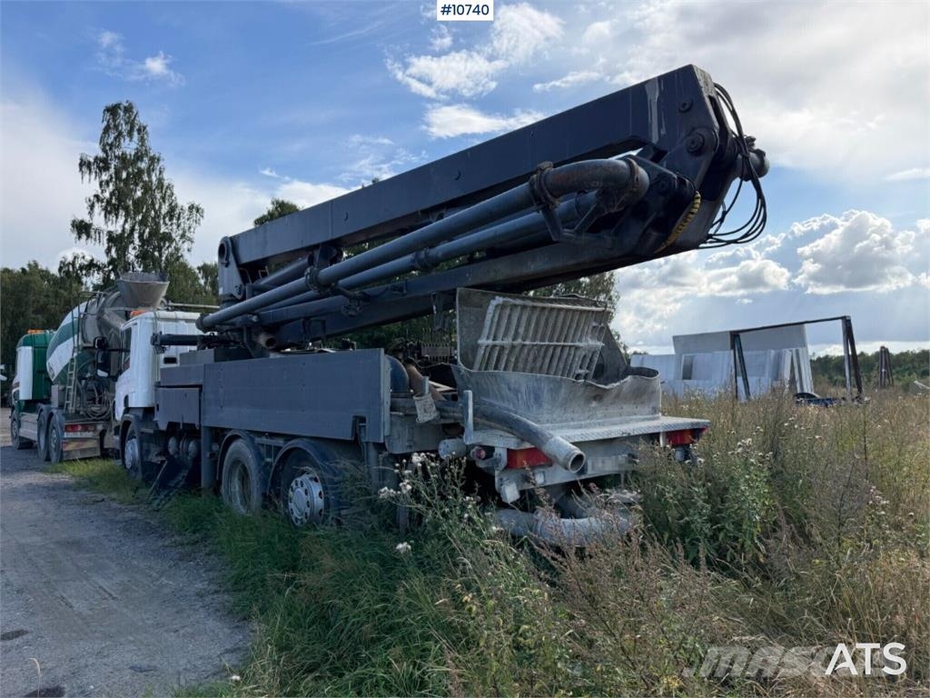 Scania P380 6x2 Concrete Pump مضخات خرسانة