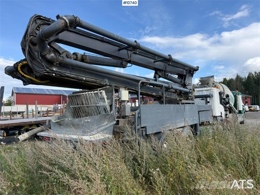 Scania P380 6x2 Concrete Pump مضخات خرسانة