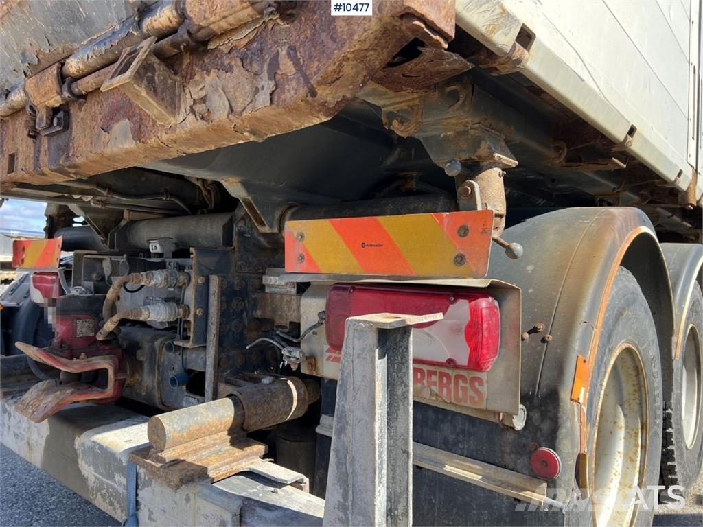 Scania P380DB6X2HNB Kiper tovornjaki