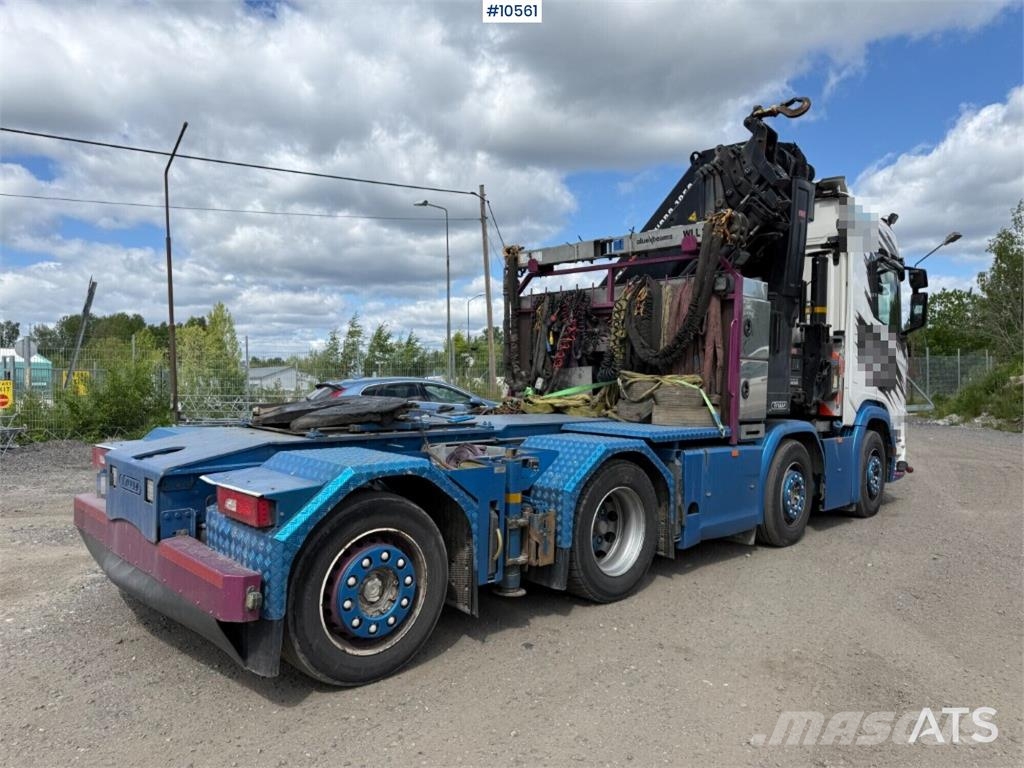 Scania R520 8x2*6 شاحنات الرافعات