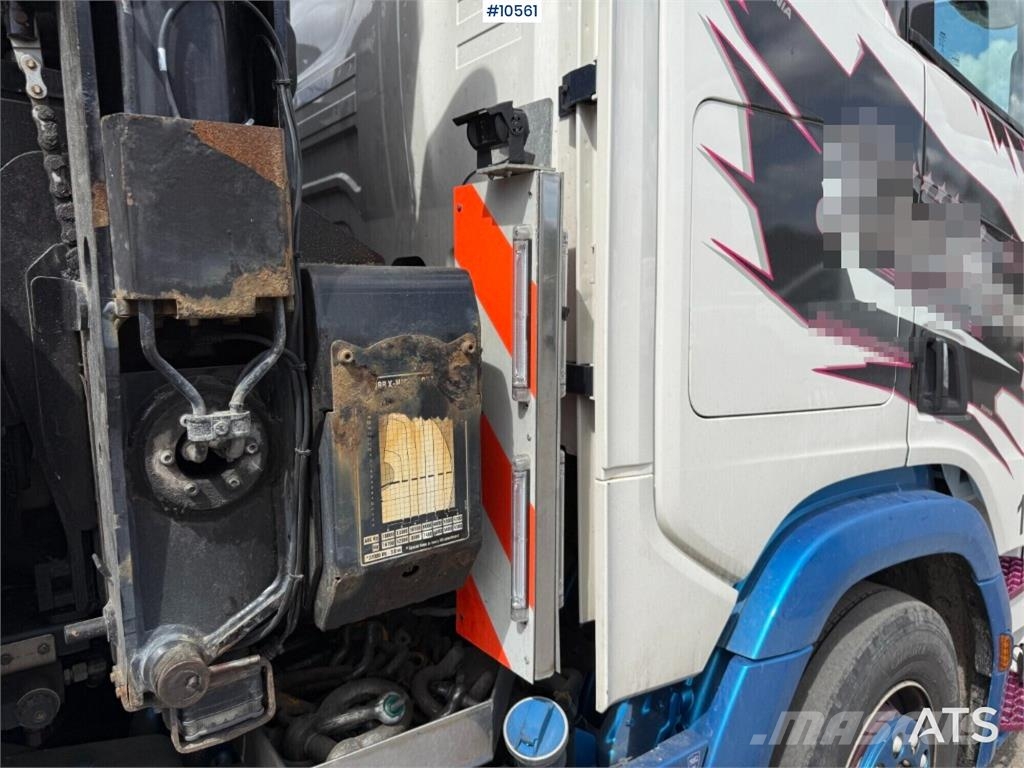 Scania R520 8x2*6 شاحنات الرافعات