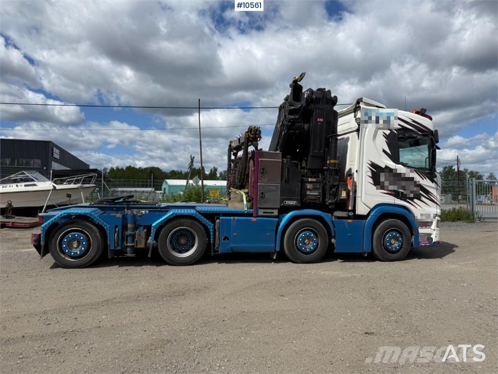 Scania R520 8x2*6 شاحنات الرافعات