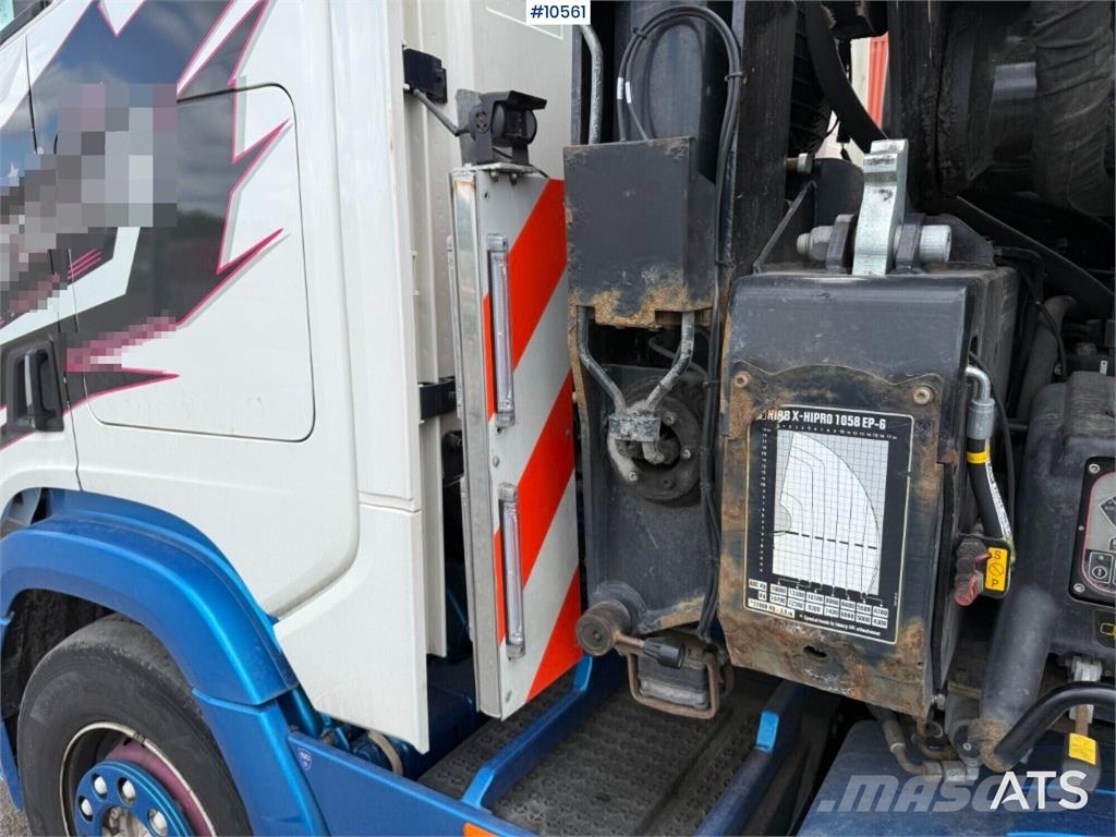 Scania R520 8x2*6 شاحنات الرافعات