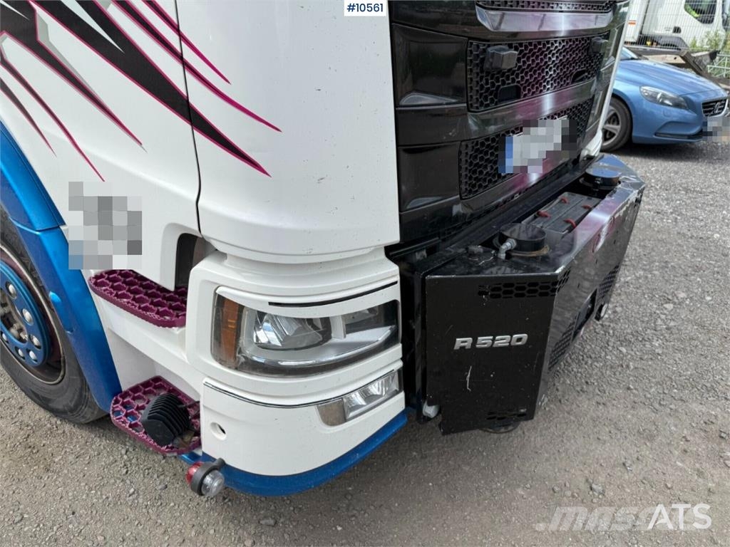 Scania R520 8x2*6 شاحنات الرافعات