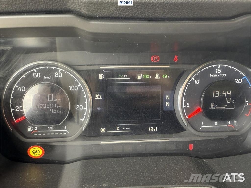 Scania R520 8x2*6 شاحنات الرافعات