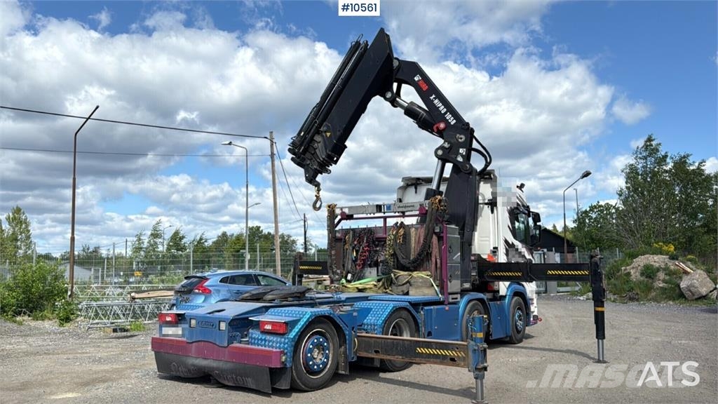 Scania R520 8x2*6 شاحنات الرافعات