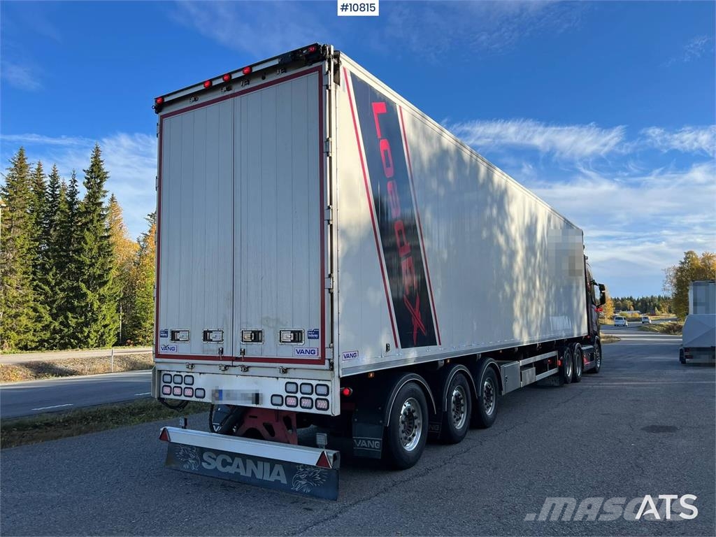 Scania S580 Next Generation tractor truck with Vangs trai Vlačilci