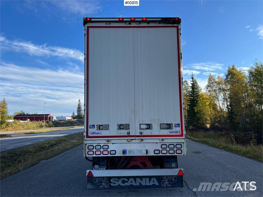 Scania S580 Next Generation tractor truck with Vangs trai Vlačilci