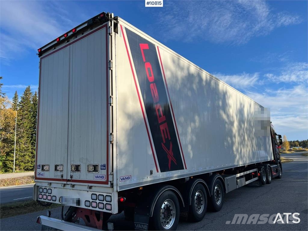 Scania S580 Next Generation tractor truck with Vangs trai Vlačilci