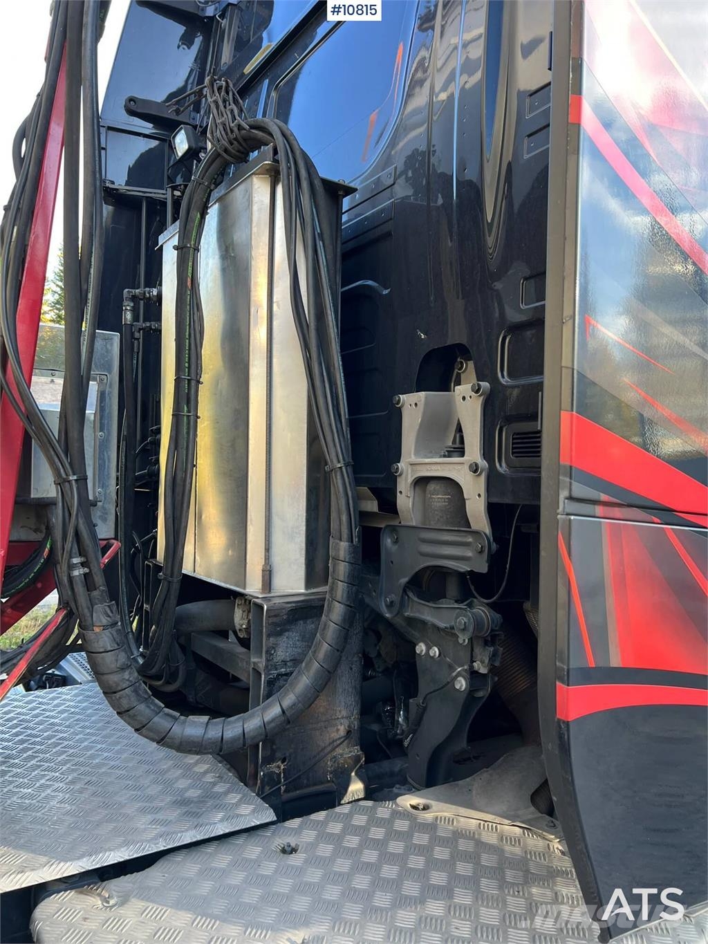 Scania S580 Next Generation tractor truck with Vangs trai Vlačilci