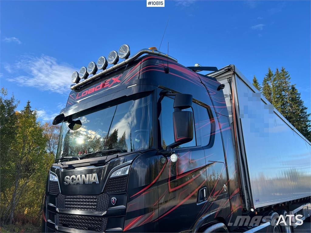 Scania S580 Next Generation tractor truck with Vangs trai Vlačilci