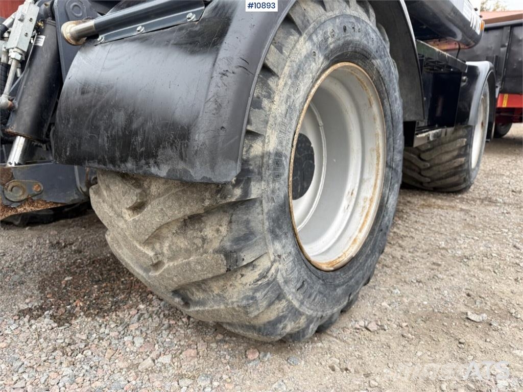 Schaeff TW110 with trailer and attachments Mobilbagger