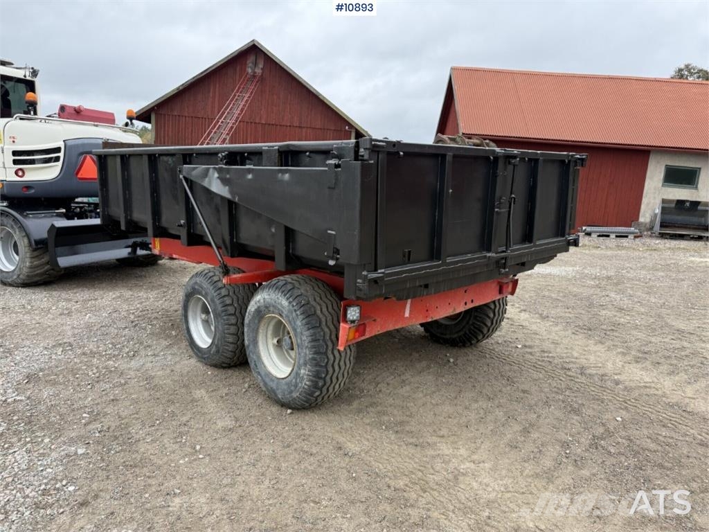 Schaeff TW110 with trailer and attachments Mobilbagger