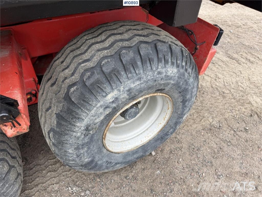 Schaeff TW110 with trailer and attachments Mobilbagger