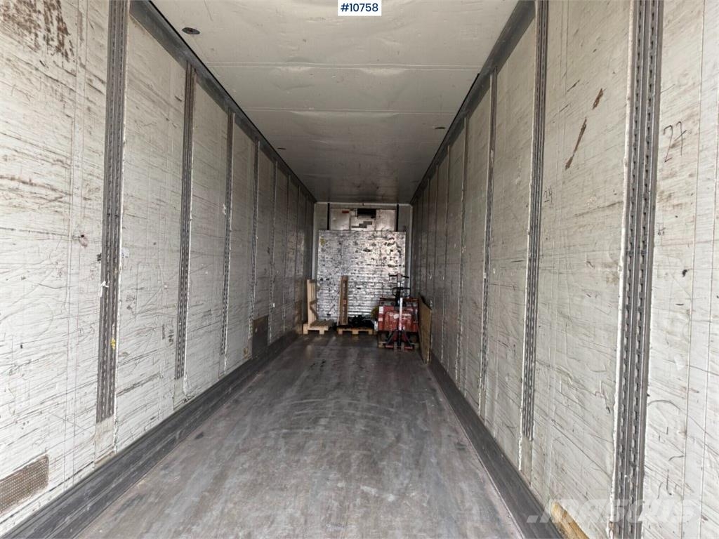 Schmitz SKO24/L-13.4FP25 Refrigerated Trailer Chladiarenské návesy
