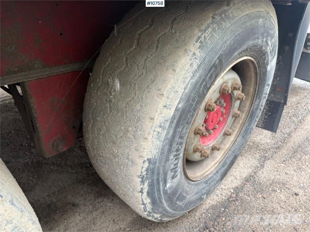 Schmitz SKO24/L-13.4FP25 Refrigerated Trailer Chladiarenské návesy