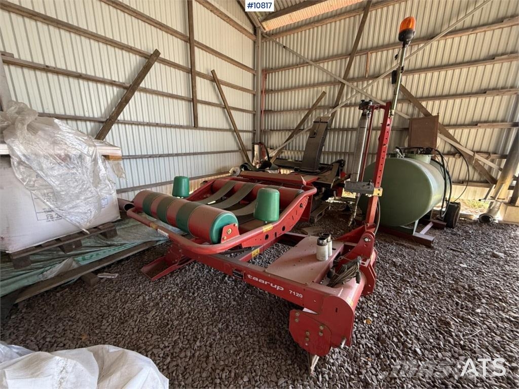 Taarup 7120 Baling Press Wikkelaars