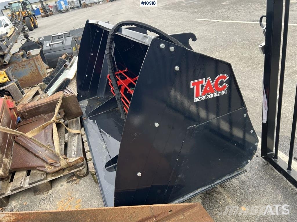  TAC Engineering Volvo L30/ Zettelmeyer  دلاء