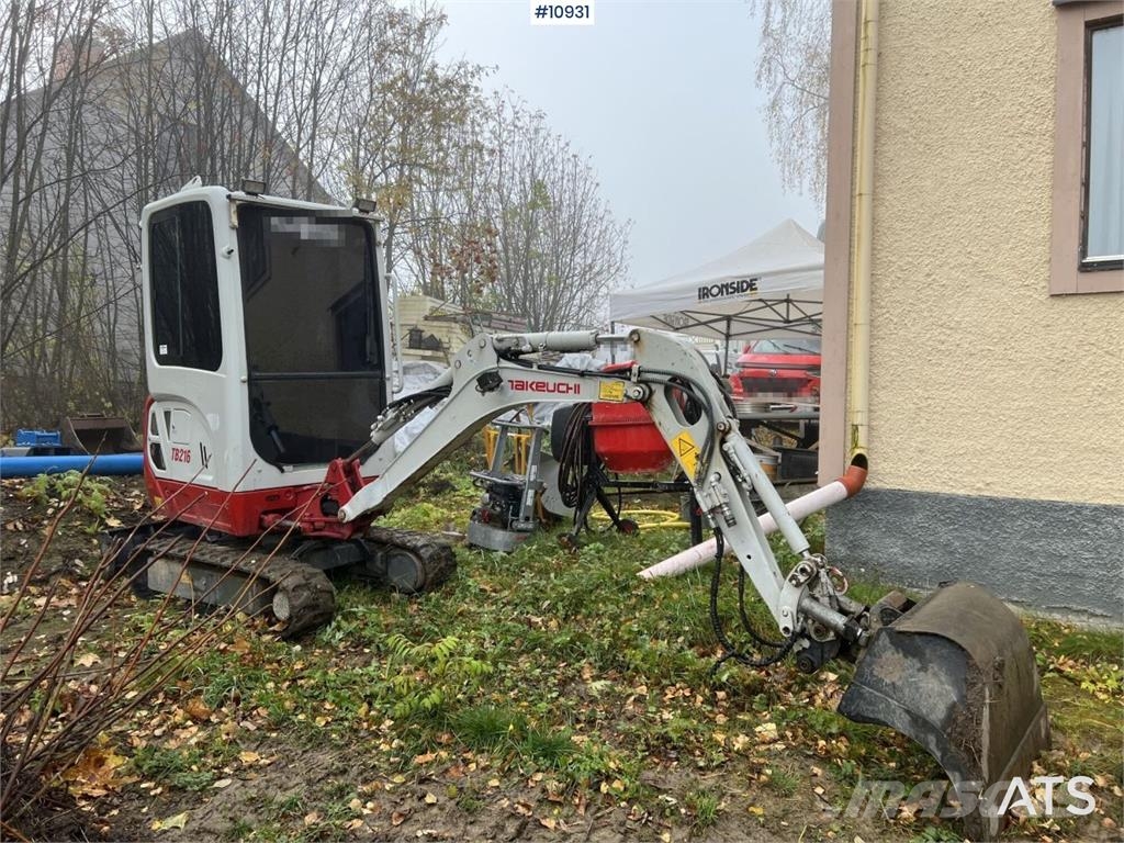 Takeuchi TB216 Miniescavatori
