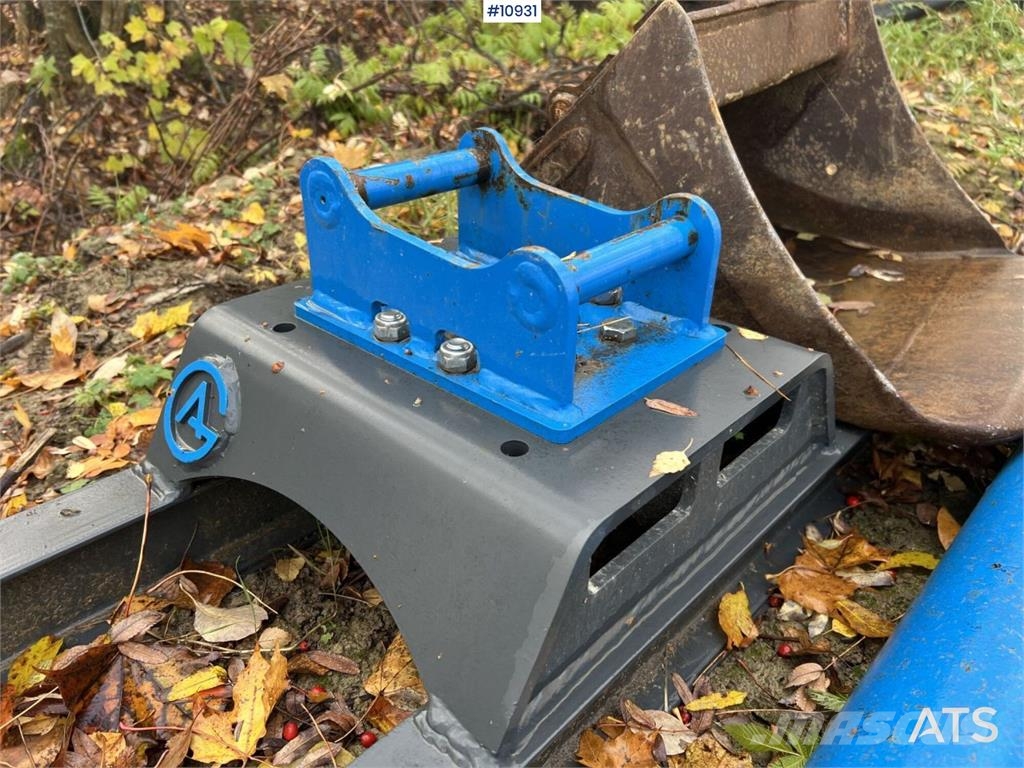 Takeuchi TB216 Miniescavatori