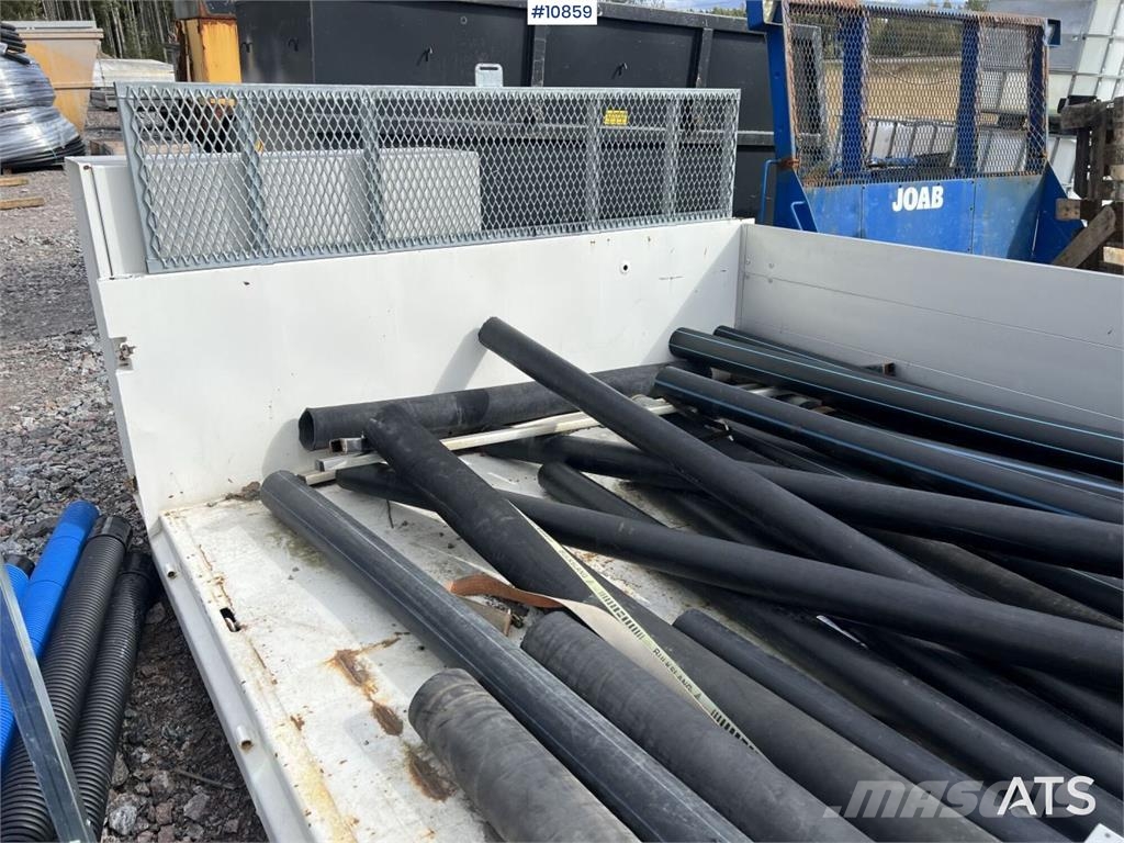TGB40 Flatbed with Folding Sides Ostale kargo komponente