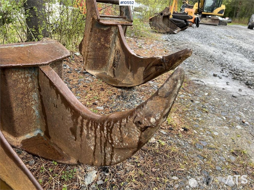  Tjälkrok S60 خداشات