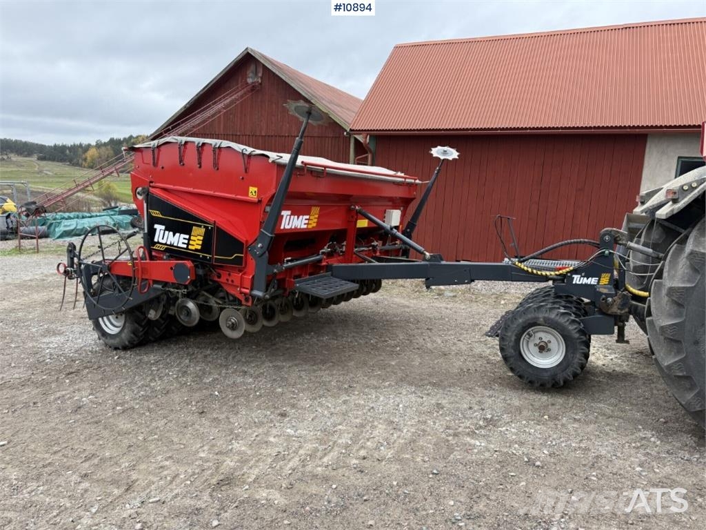Tume HKL 3000 JC Star Seeder Külvikud