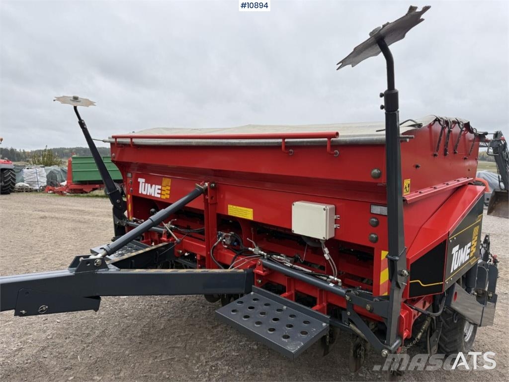 Tume HKL 3000 JC Star Seeder Külvikud