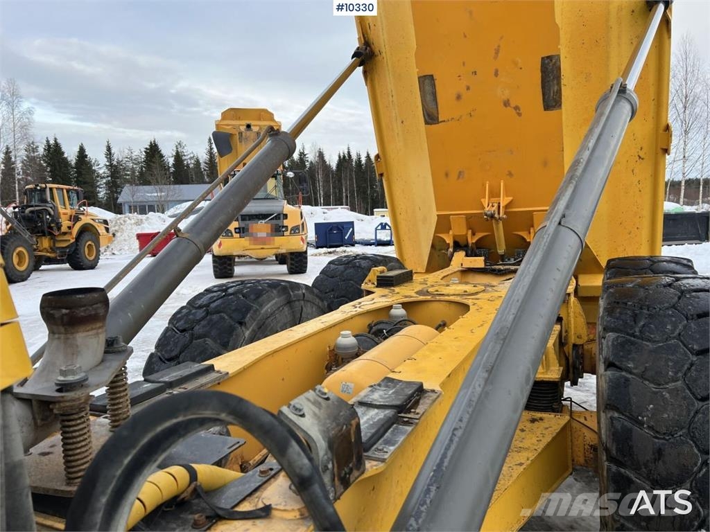 Volvo A25D Vehículos compactos de volteo