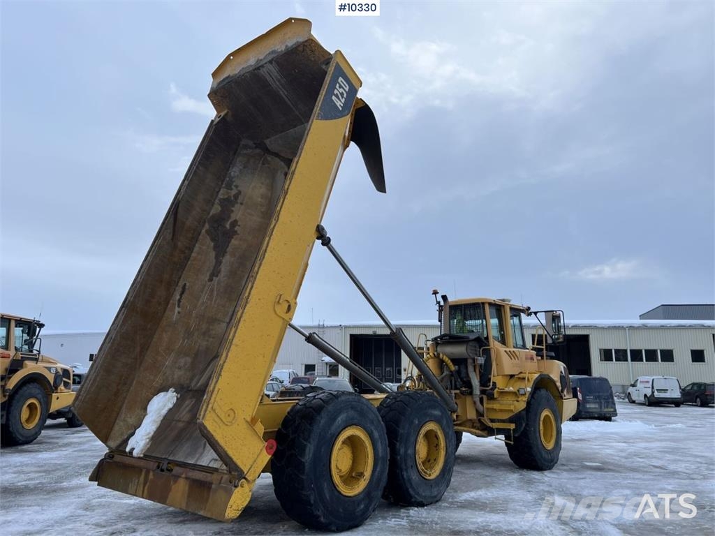 Volvo A25D Vehículos compactos de volteo