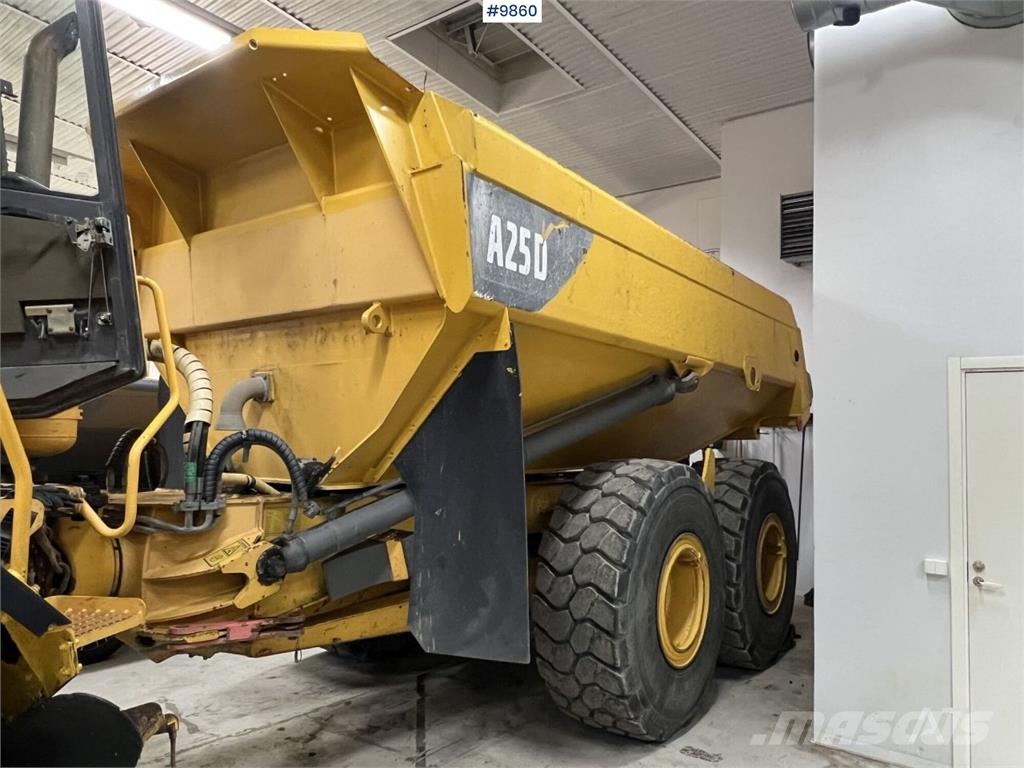 Volvo A25D ساحبات مفصلية
