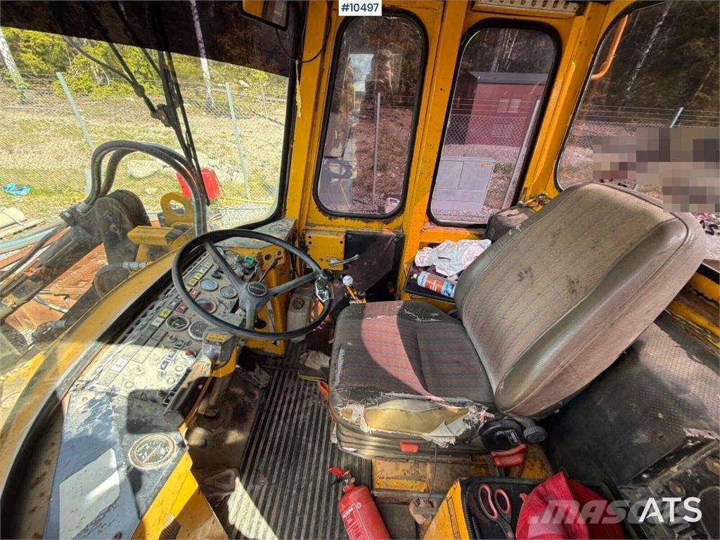 Volvo BM 4300 Wheel Loader with Attachments Wielladers