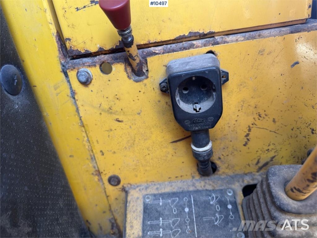 Volvo BM 4300 Wheel Loader with Attachments Wielladers