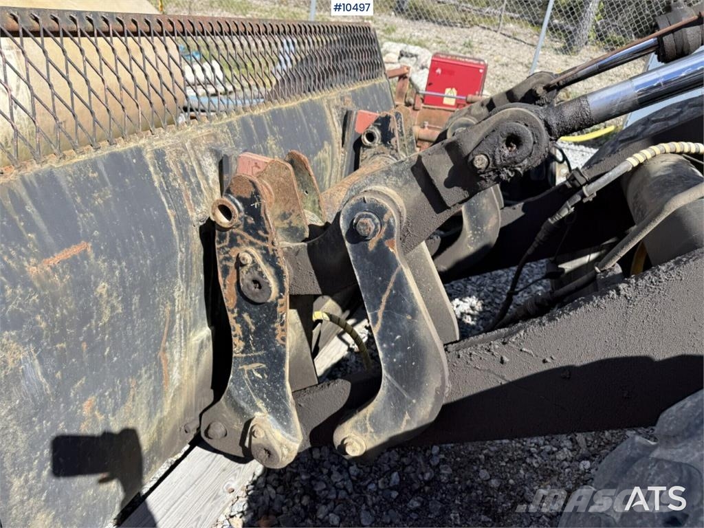 Volvo BM 4300 Wheel Loader with Attachments Wielladers