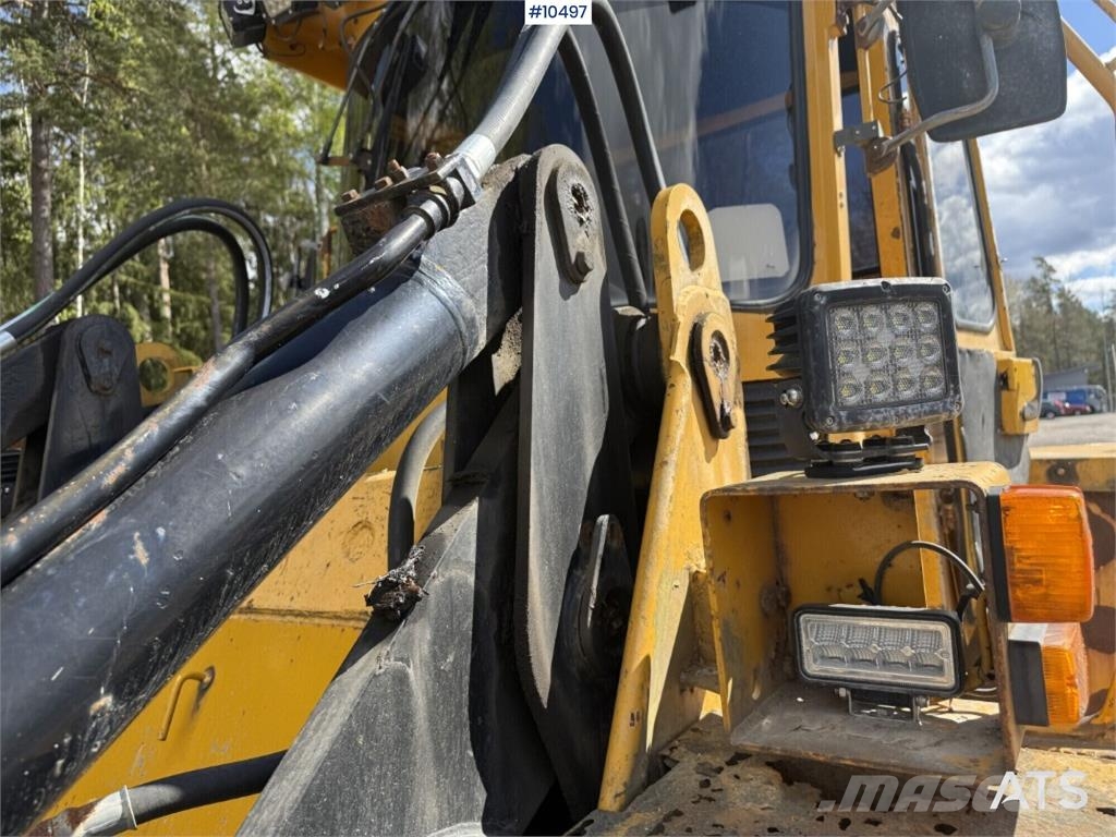 Volvo BM 4300 Wheel Loader with Attachments Wielladers