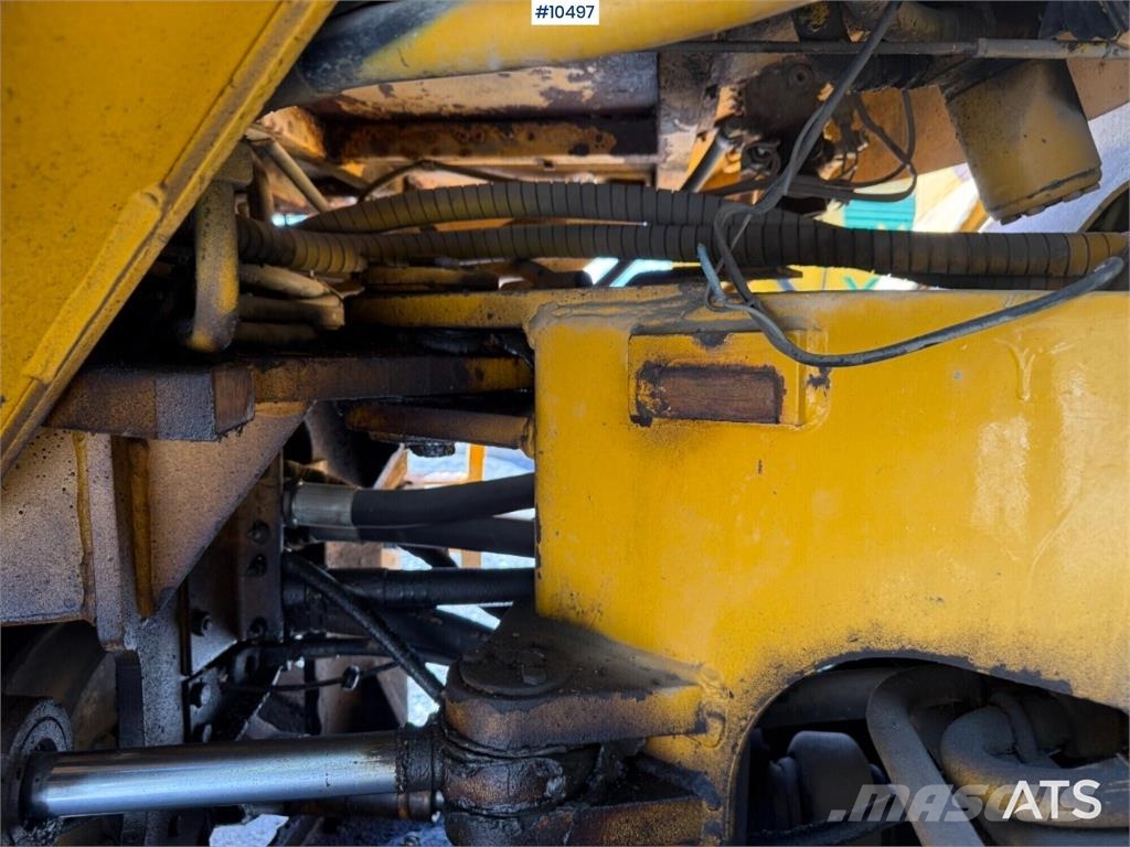 Volvo BM 4300 Wheel Loader with Attachments Wielladers