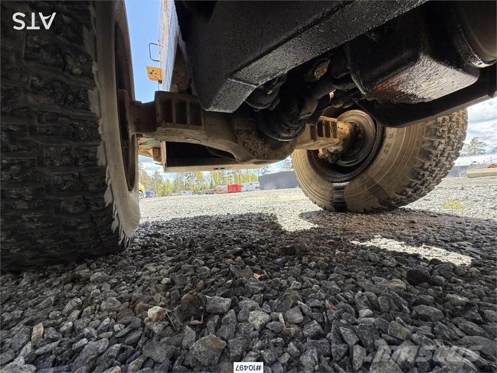 Volvo BM 4300 Wheel Loader with Attachments Wielladers