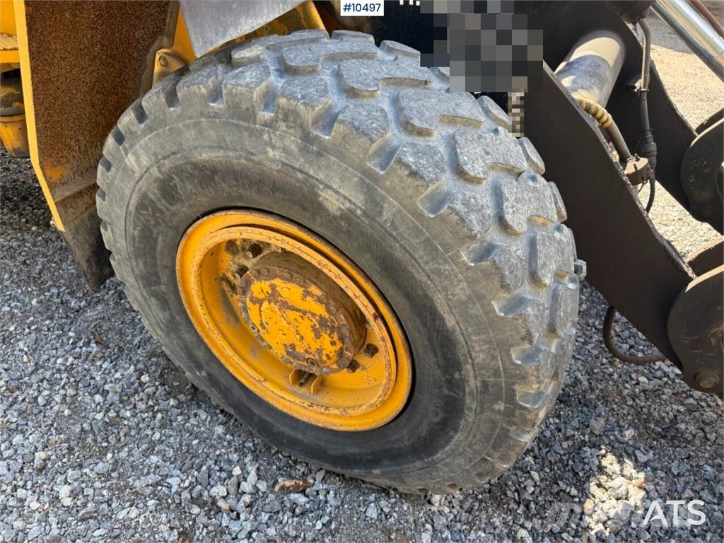 Volvo BM 4300 Wheel Loader with Attachments Wielladers