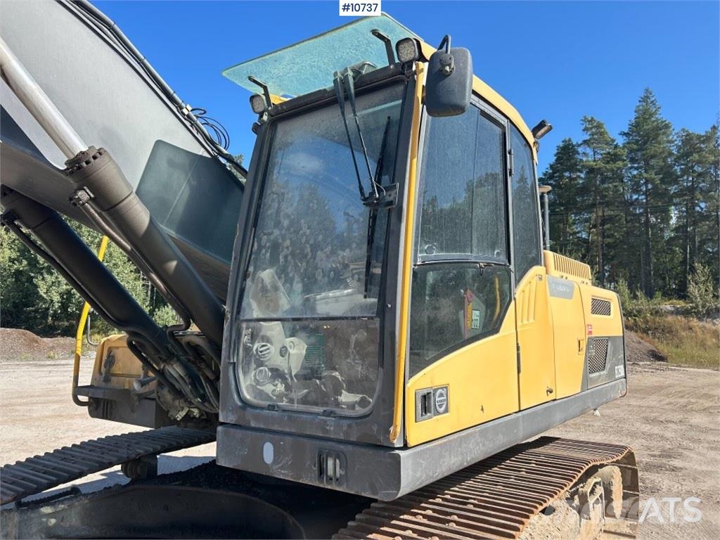 Volvo EC 250 DL Tracked Excavator (VIDEO) حفارات زحافة