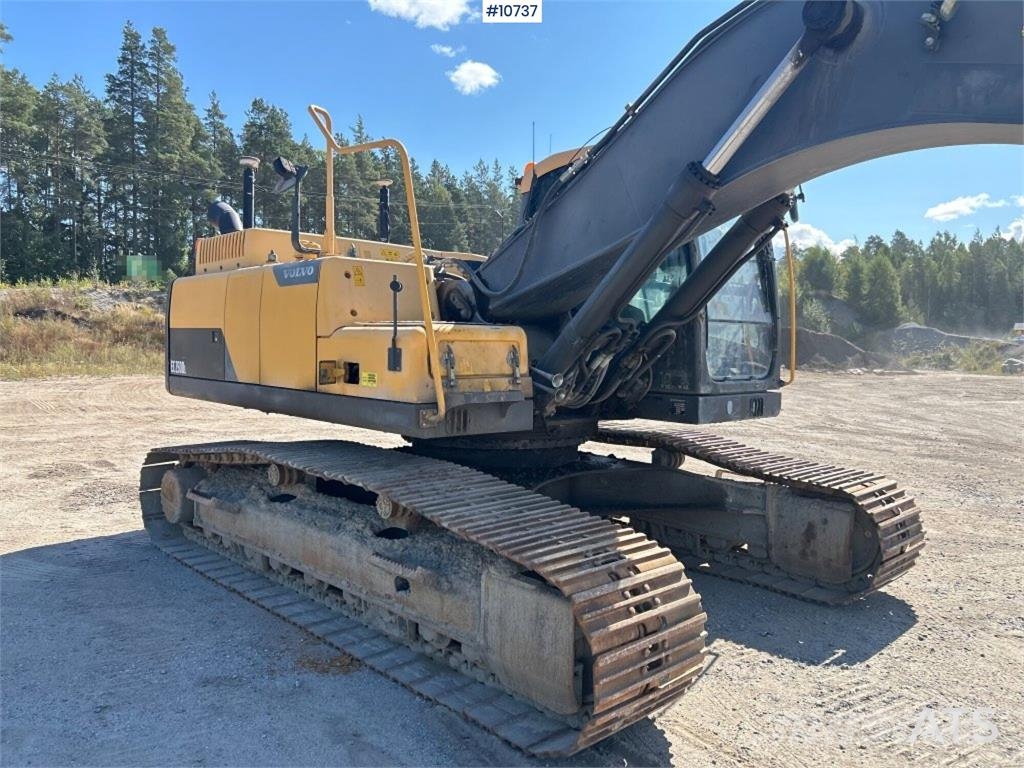 Volvo EC 250 DL Tracked Excavator (VIDEO) حفارات زحافة