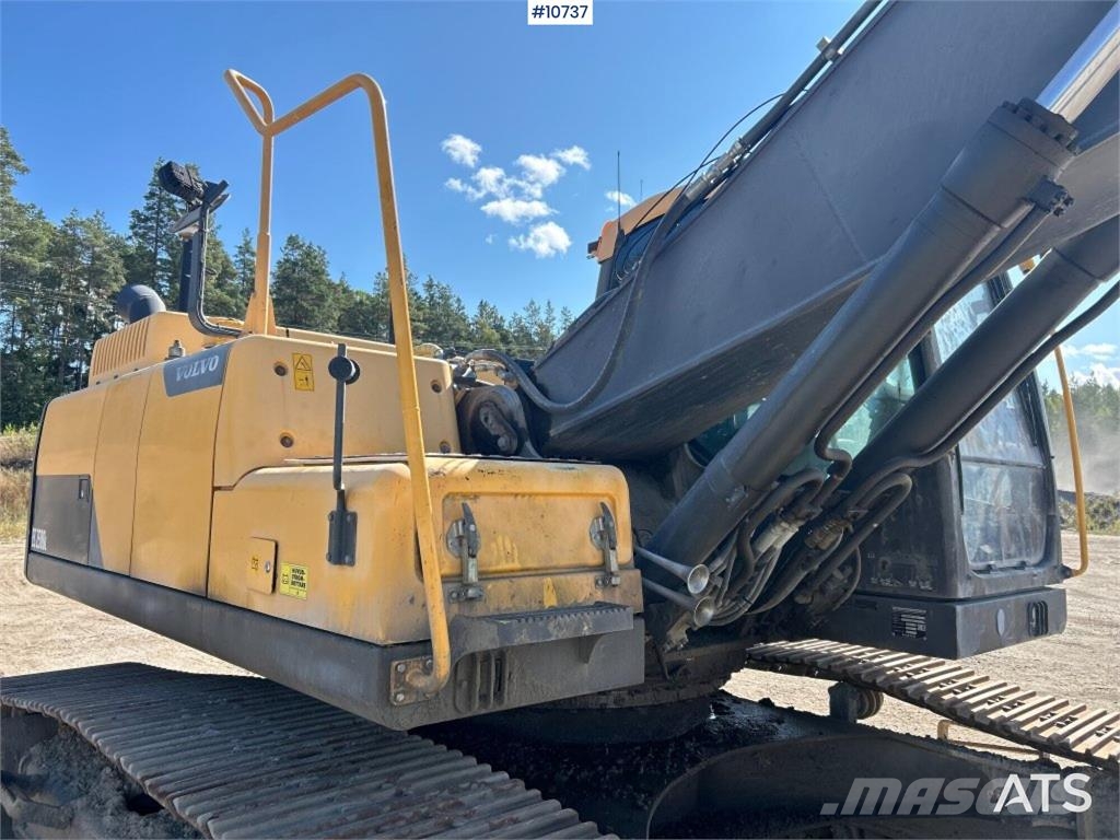 Volvo EC 250 DL Tracked Excavator (VIDEO) حفارات زحافة