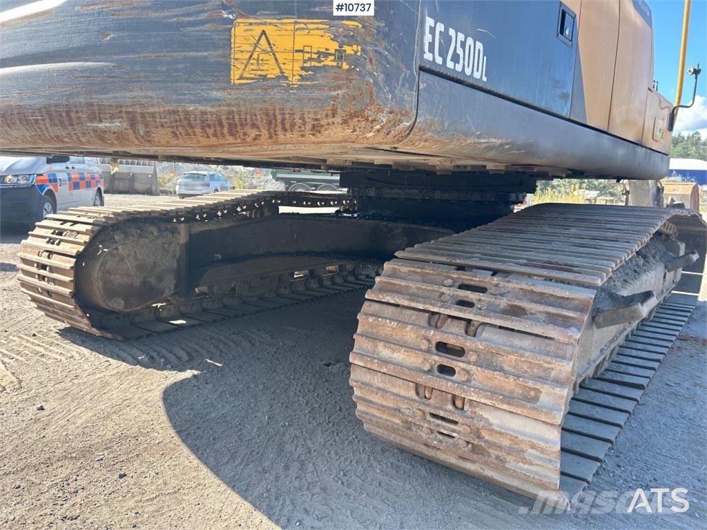Volvo EC 250 DL Tracked Excavator (VIDEO) حفارات زحافة