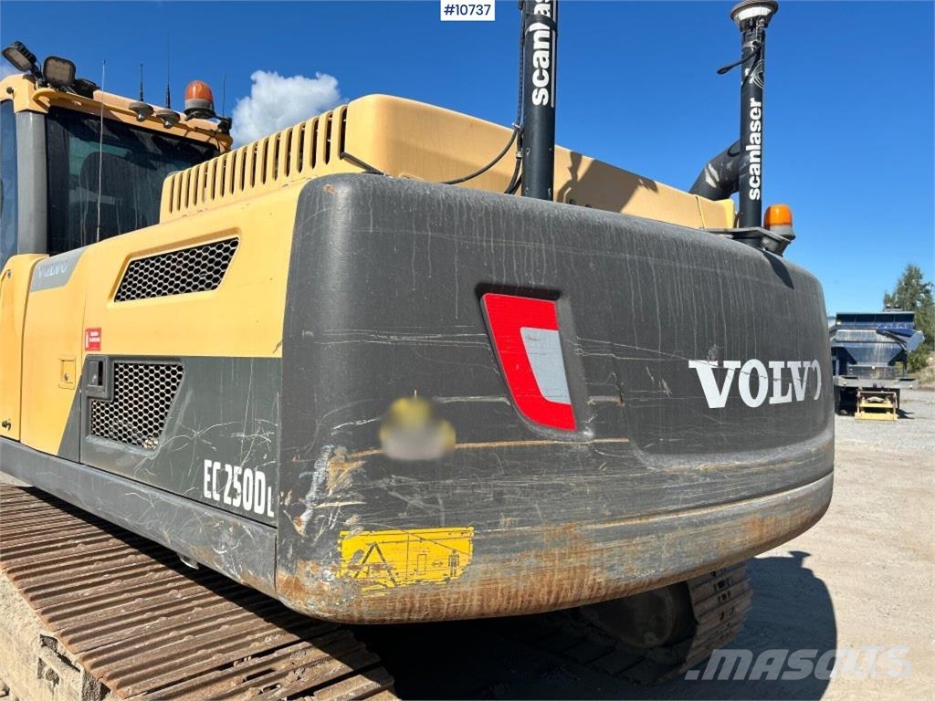 Volvo EC 250 DL Tracked Excavator (VIDEO) حفارات زحافة