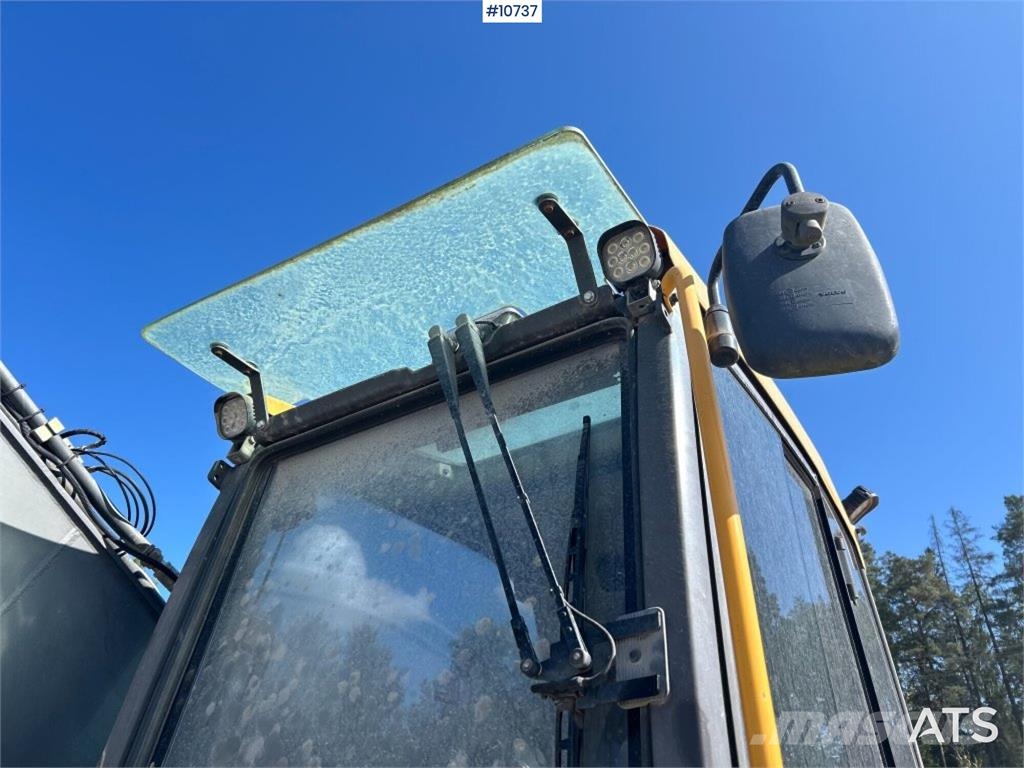 Volvo EC 250 DL Tracked Excavator (VIDEO) حفارات زحافة