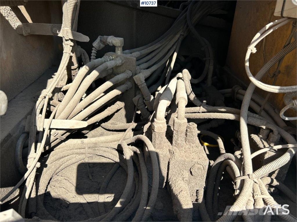 Volvo EC 250 DL Tracked Excavator (VIDEO) حفارات زحافة