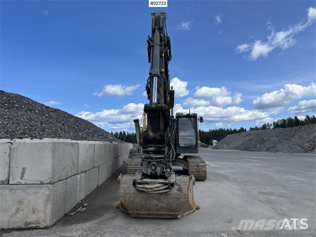 Volvo EC 250 ELwith Excavation System and Attachments حفارات زحافة