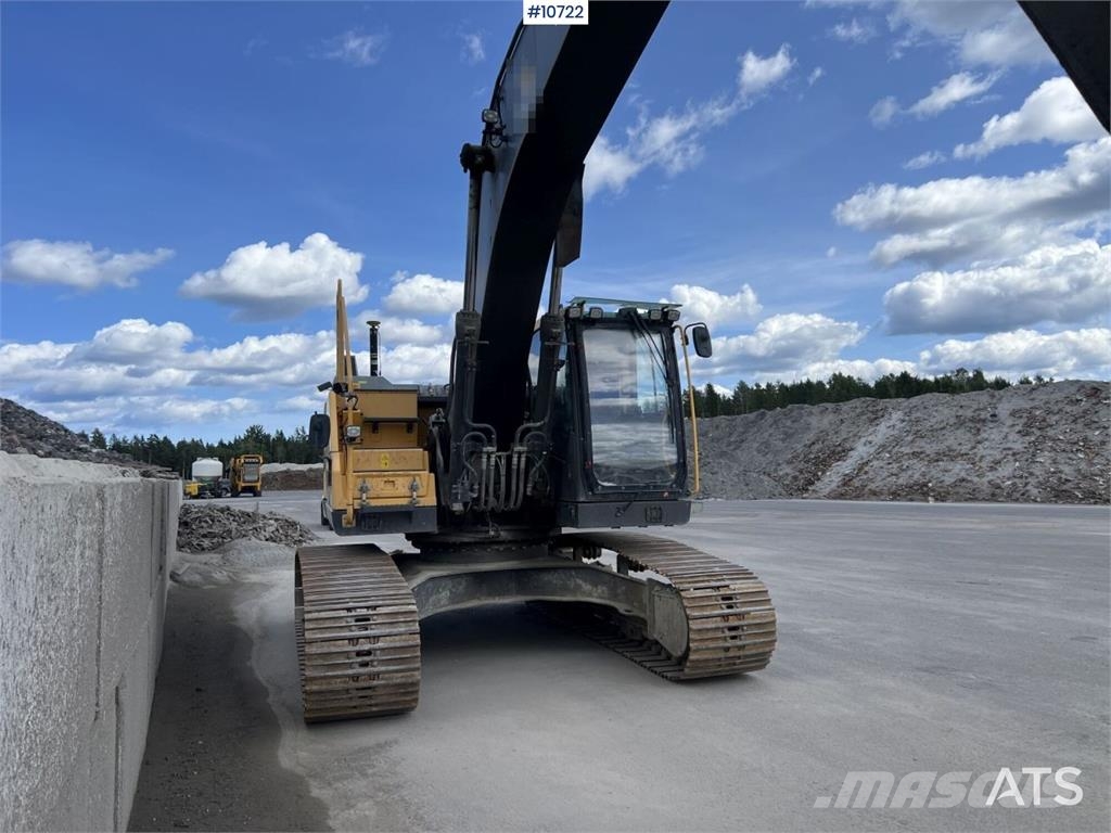 Volvo EC 250 ELwith Excavation System and Attachments حفارات زحافة